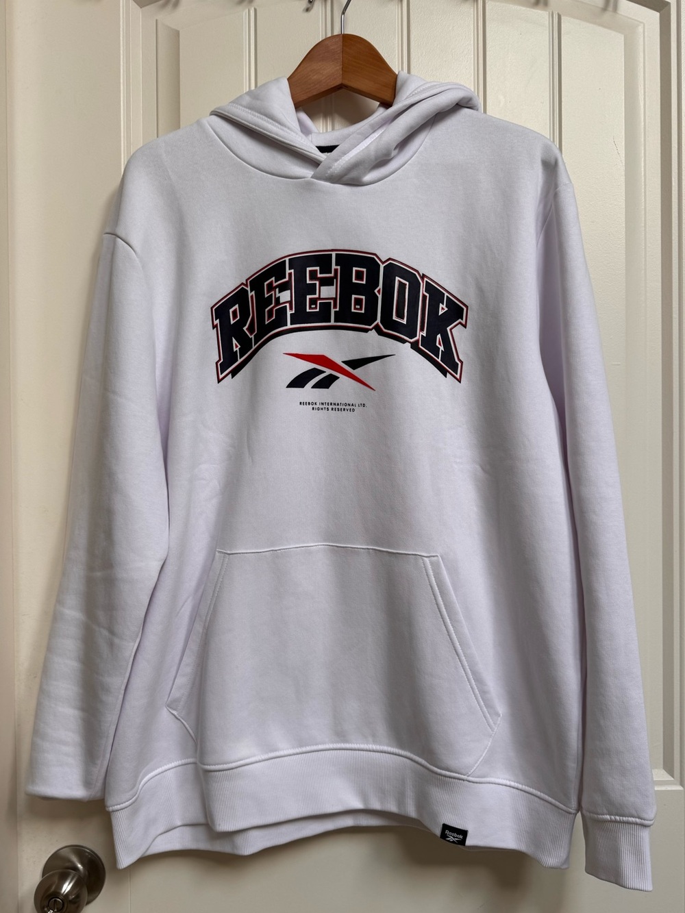 NWOT Reebok Men's Classics Varsity Logo Hoodie in White. Size XL